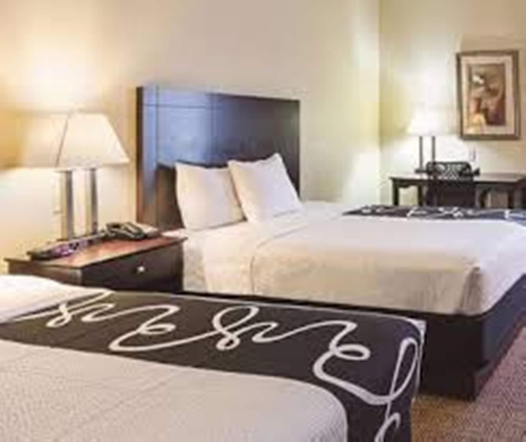 La Quinta By Wyndham Waxahachie Hotel Buitenkant foto