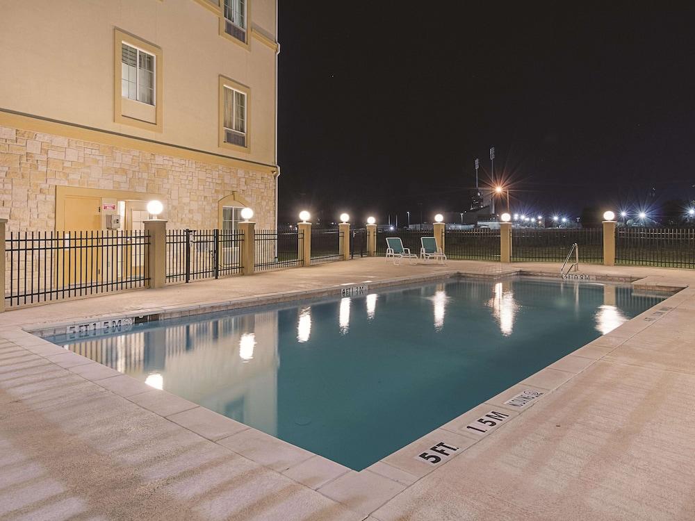 La Quinta By Wyndham Waxahachie Hotel Buitenkant foto