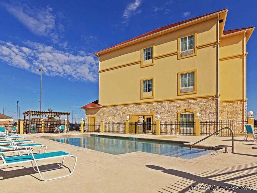 La Quinta By Wyndham Waxahachie Hotel Buitenkant foto